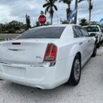 2013 Chrysler 300C 5